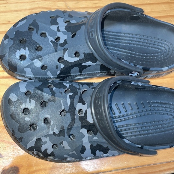 Trendy Camo Crocs🔥 - Picture 4 of 4